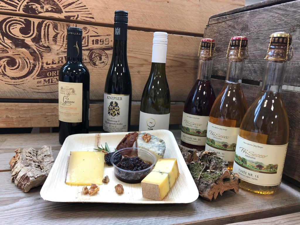 Wine and Cheese Tasting Box Genussmomente mit Ihrem Team